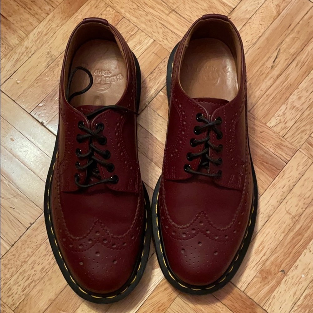 3989 YELLOW STITCH SMOOTH LEATHER BROGUE SHOES